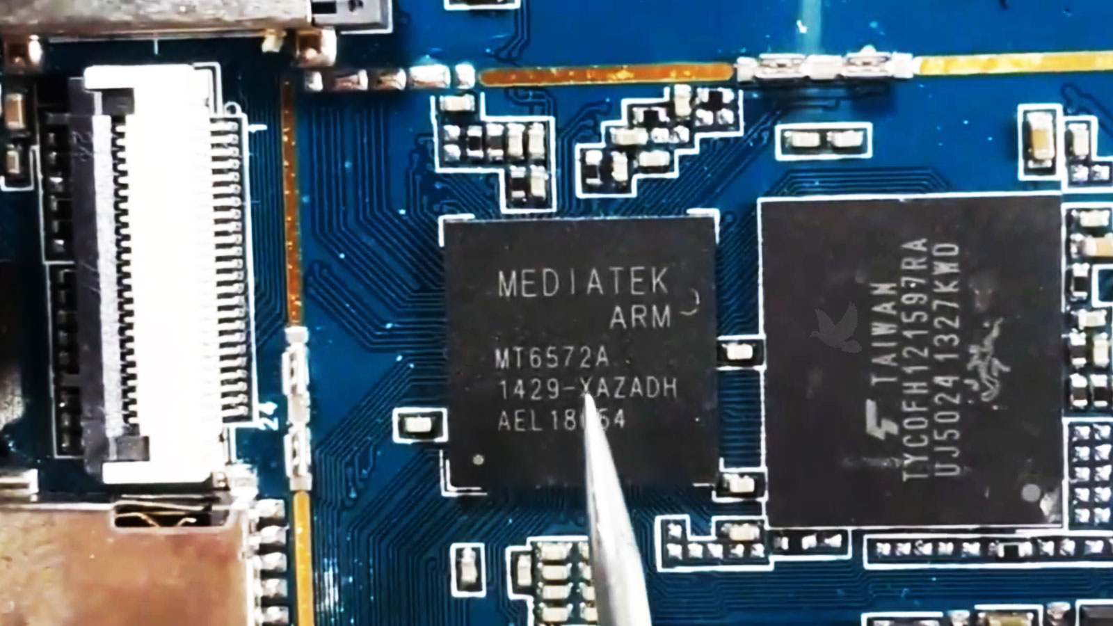 iPad-Diagnostic-IC-Chip-Failure Damaged MediaTek ARM MT6572A IC identified during iPad diagnostic testing