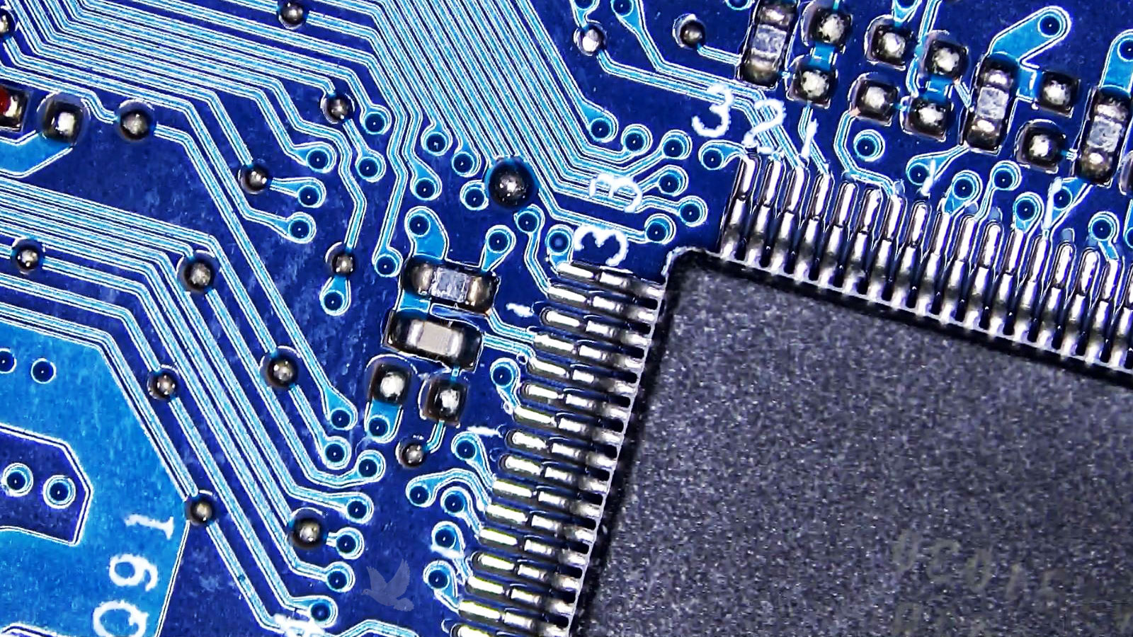 Capacitor beside a large IC showing abnormal ESR readings during circuit testing